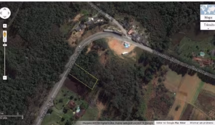 Terreno de 1500 mts²  na Estrada do Cipó - Á Venda - próximo á divisa de São Paulo / Embu-Guaçu