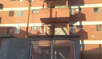 Apartamento com 2 quartos - À Venda andar alto sem elevador - BNH  Grajaú