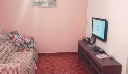 Sobrado com 2 quartos à venda Bairro Vila Santo Antônio