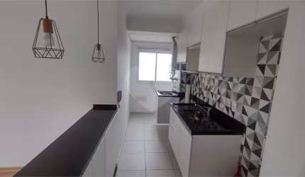 Apartamento com 02 dormitórios para locação - Bairro Socorro