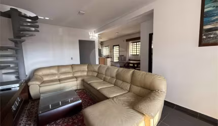 Casa térrea com 3 quartos mobiliada à venda em Interlagos - SP