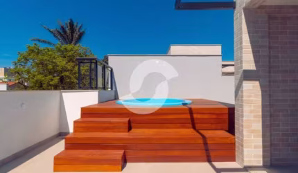 Casa triplex com 4 suites com piscina e churrasqueira em Itaipu