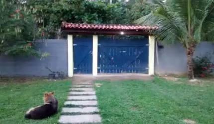 Casa de 3 Quartos com 1 suíte com terreno de 450 m²