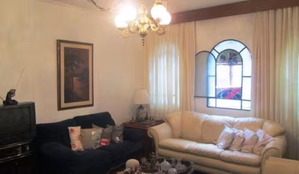 Casa com 3 dormitórios e edícula no Jabaquara