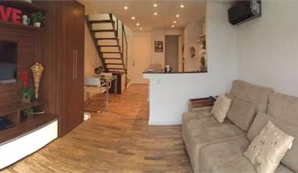 Duplex de 1 dormitório na Vila Mariana