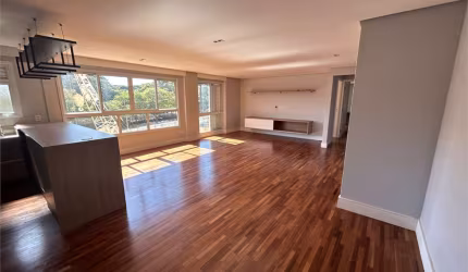 Excelente apartamento no Itaim