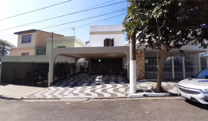 Excelente sobrado à venda de 4 dormitórios no Planalto Paulista