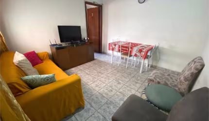 Casa perto do metrô Jabaquara.