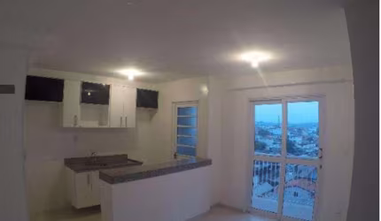 APARTAMENTO 2 DORMITÓRIOS COM VARANDA - VILA SANTA CATARINA.