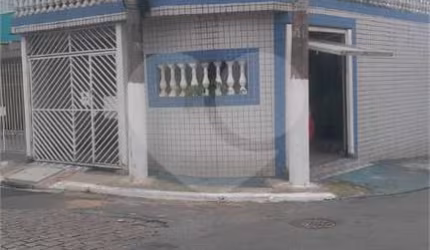 Excelente sobrado no Jabaquara.
