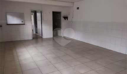 Vende ou Aluga Excelente Sobrado na Vila Guarani