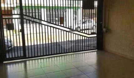 Casa 3 dormitórios.