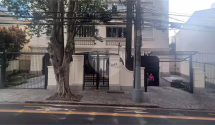 Apartamento em Pinheiros com 2 quartos.