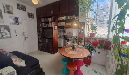 Cobertura com 1 Quarto e 1 banheiro à Venda, 64 m² - Bela Vista, São Paulo - SP