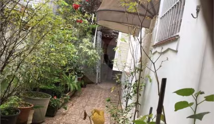 Sobrado à venda na Aclimação, 3 quartos, 140 m²
