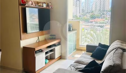 Apartamento na Vila Guarani 2 dormitórios