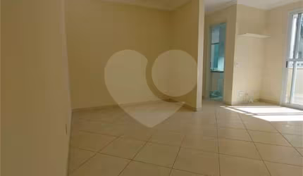 Apartamento á venda no Metrô Conceição!