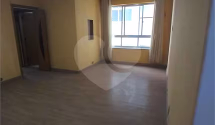 Apartamento com 2 quartos à venda em Itararé - SP