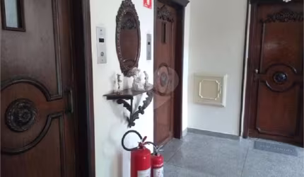 Apartamento com 3 quartos à venda em Encruzilhada - SP
