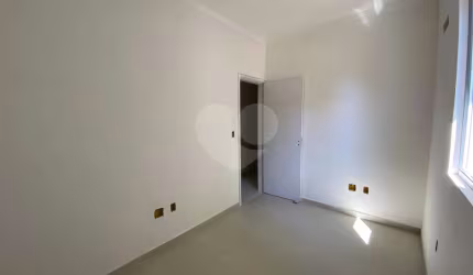 Casa com 3 quartos à venda em Ponta Da Praia - SP