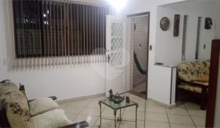 Casa com 3 quartos à venda em Encruzilhada - SP