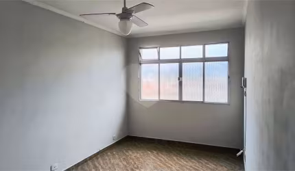 Apartamento com 2 quartos à venda em Catiapoa - SP