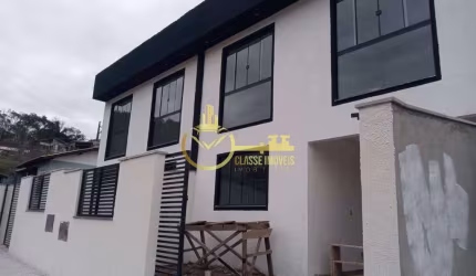 Casa com 3 quartos à venda na Nossa Senhora de Fátima, Penha , 80 m2 por R$ 468.000