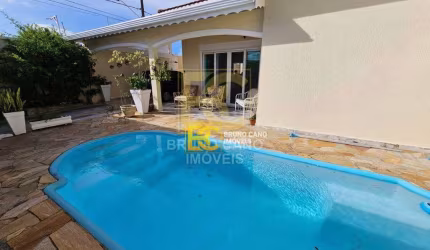 Casa térrea com piscina á 300m do mar - Oasis - Peruíbe/SP