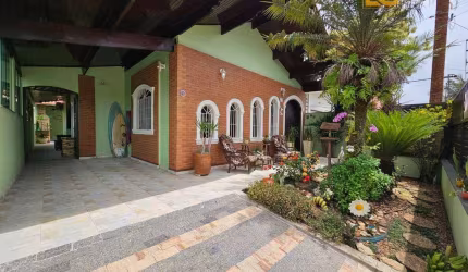 Casa a 60m do Mar - Três Marias - Peruíbe/SP
