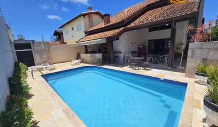 Exclusividade BC Imóveis Sobrado c/ piscina  - Bougainvillee III - Peruíbe/SP