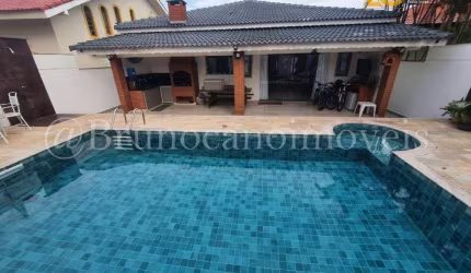 Casa térrea com piscina  - Bougainvillee Residencial  III - Peruíbe/SP