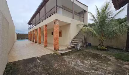 Casa à Venda em Peruíbe – 800 metros do Mar!