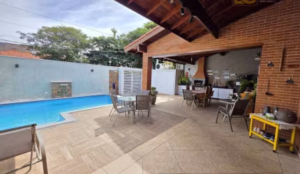 Casa com Piscina e 3 Suites à venda - Cidade Nova Peruibe - Peruíbe/SP