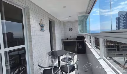 BELÍSSIMO APARTAMENTO, À 300M DO MAR E LAZER COMPLETO