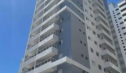 EXCELENTE COBERTURA DUPLEX, À 50m DO MAR E LAZER COMPLETO