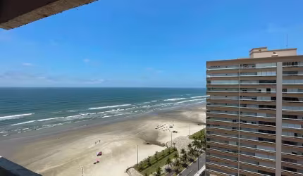 EXCELENTE COBERTURA DUPLEX, À 50m DO MAR E LAZER COMPLETO