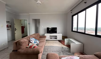 BELÍSSIMA COBERTURA COM FINO ACABAMENTO E VISTA PARA O  MAR