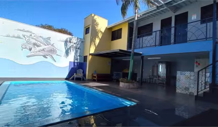 Casa com 4 quartos à venda em Jardim Anhangüera - SP