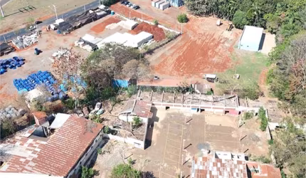 Terreno à venda em Vila Virgínia - SP