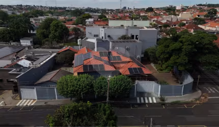 Prédio inteiro à venda em Vila Ercília - SP