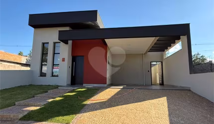 Condomínio com 3 quartos à venda em Loteamento Santa Marta - SP