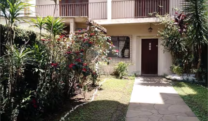 Sobrado com 4 quartos à venda em Água Verde - PR