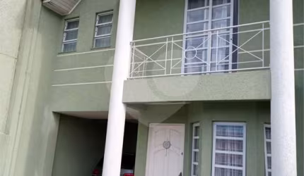 Sobrado com 3 quartos à venda em Vila Solene - PR