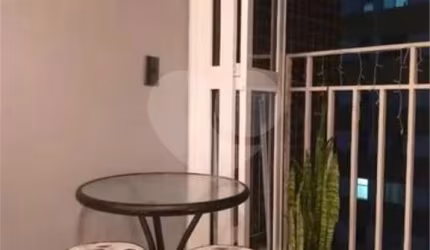 Apartamento com 1 quartos à venda em Centro - PR