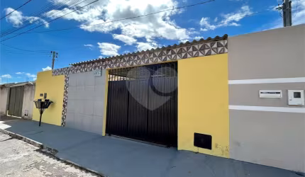 Casa com 2 quartos à venda em Jardim América Iv - GO