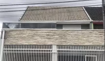 Sobrado com 4 quartos à venda em Xaxim - PR