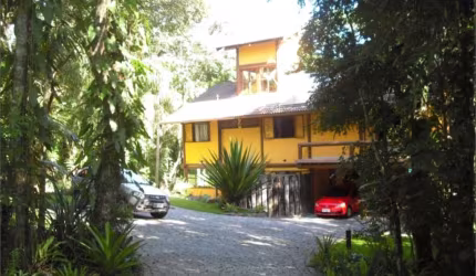 Casa com 4 quartos à venda em Centro - PR