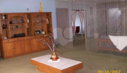 Casa com 4 quartos à venda em Jaguaré - SP