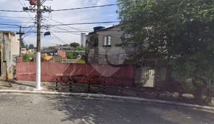 Terreno à venda em Artur Alvim - SP