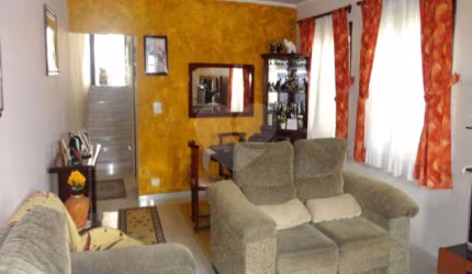 Casa com 3 quartos à venda em Jardim Esmeralda - SP